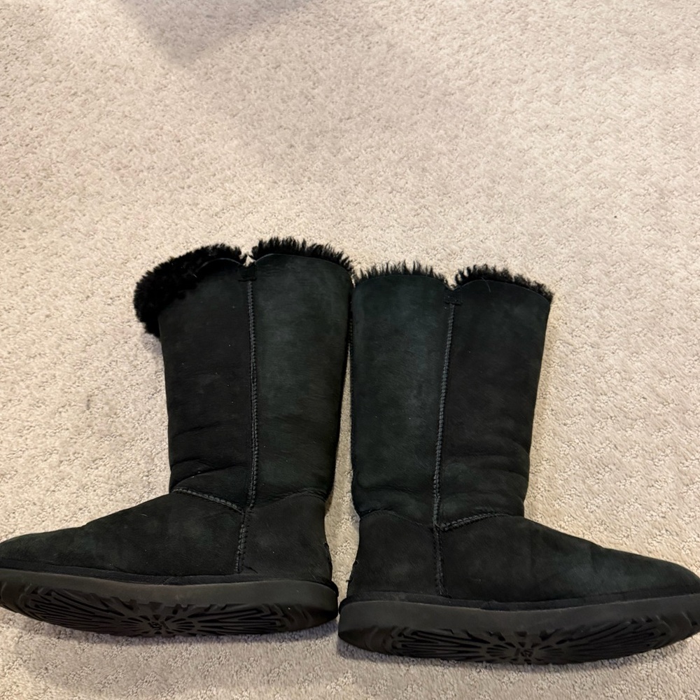UGG Bailey Button Triplet II Boot - Picture 3 of 7